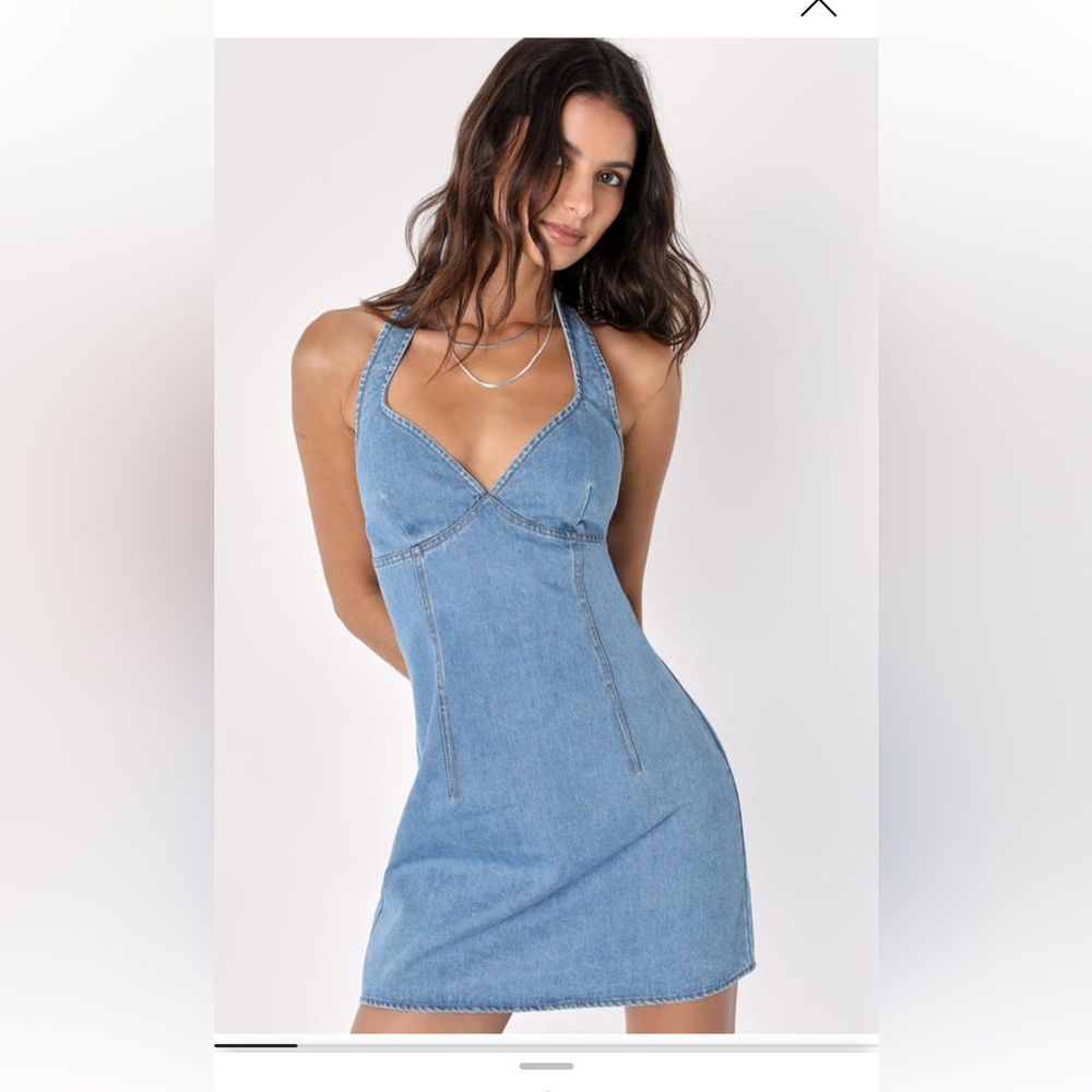 NWT Lulus Halter Mini Denim Dress, Woman’s Size Small